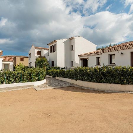 Residenza L'Alzoni Hotel San Teodoro  Ngoại thất bức ảnh