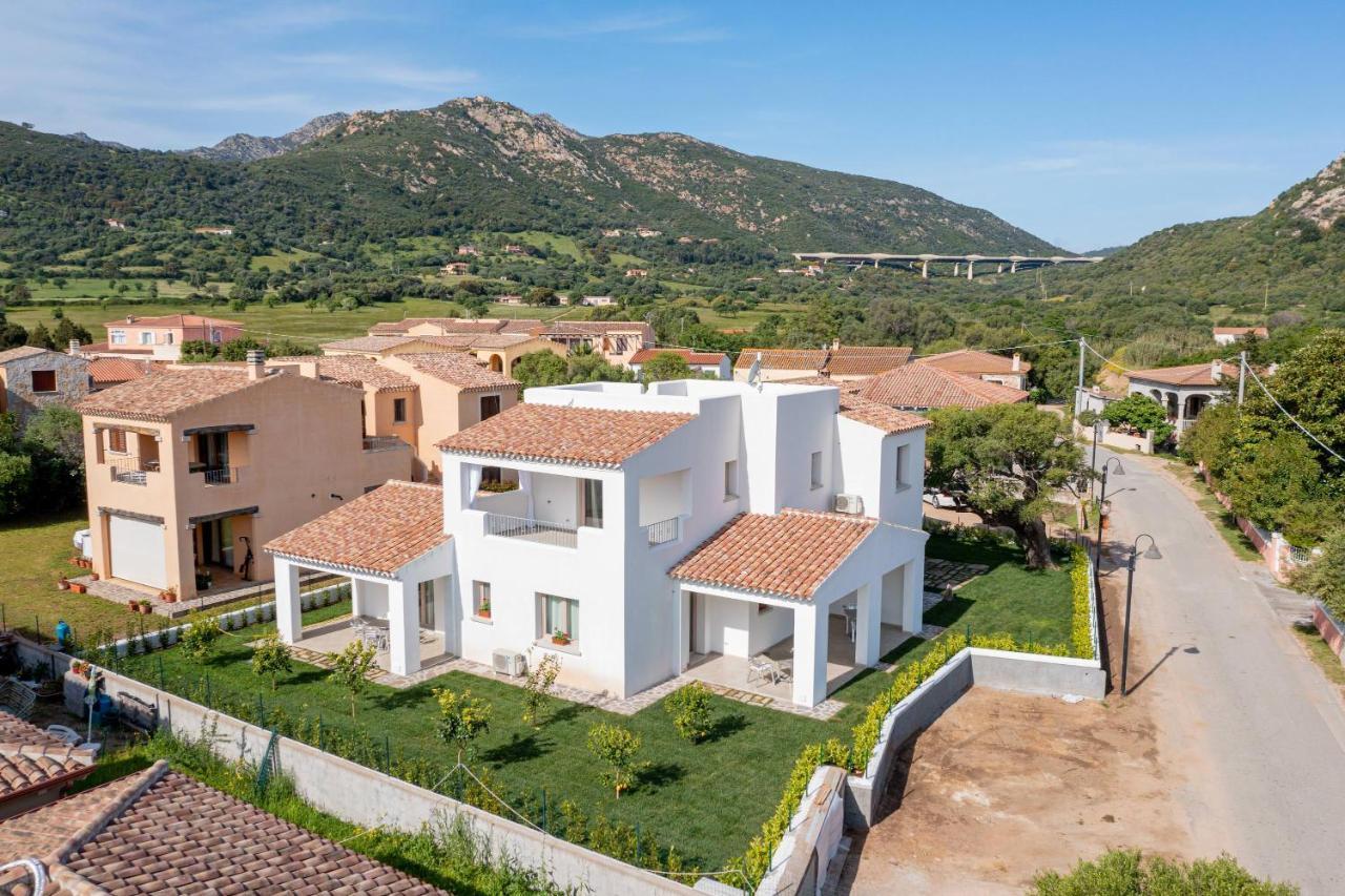 Residenza L'Alzoni Hotel San Teodoro  Ngoại thất bức ảnh