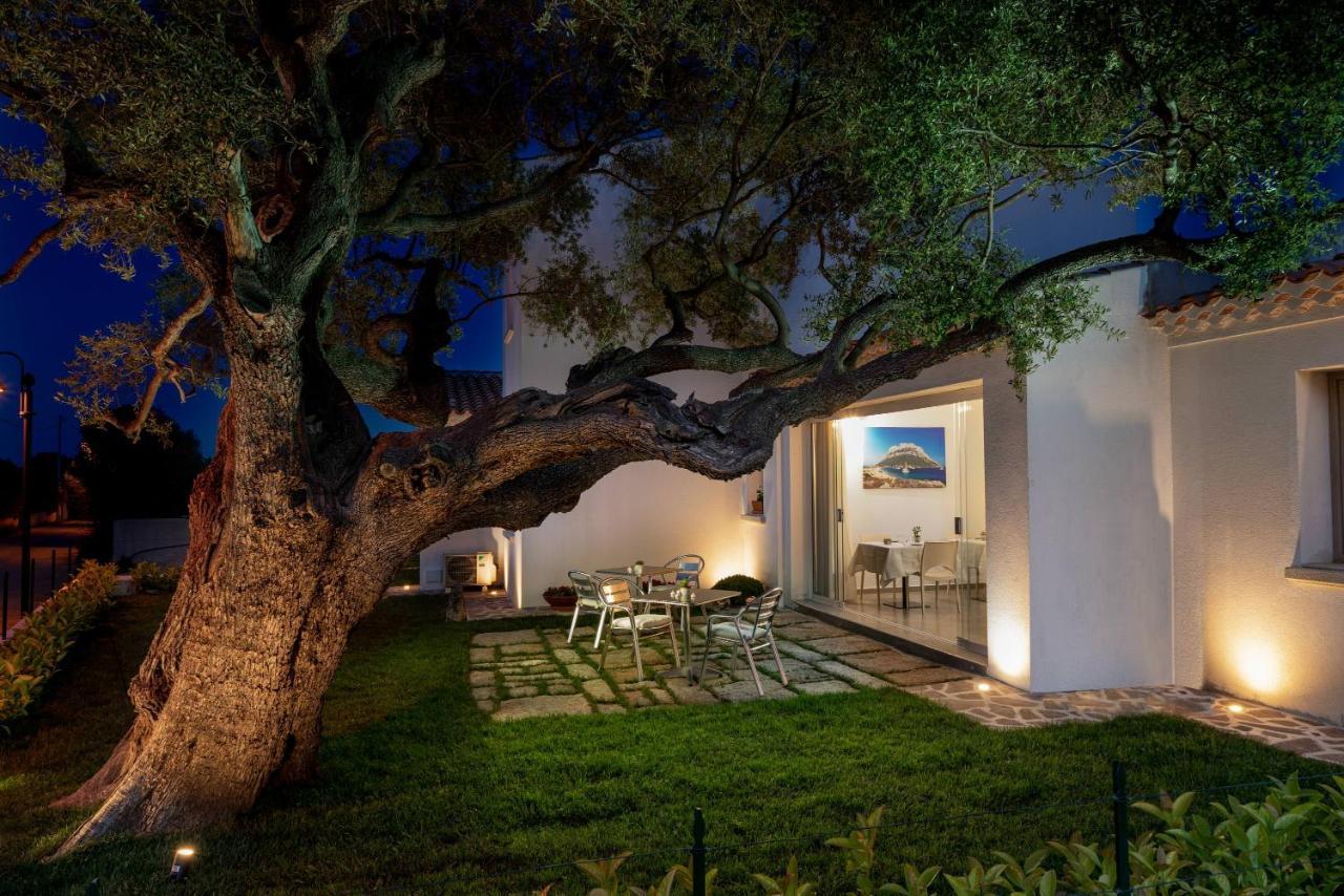 Residenza L'Alzoni Hotel San Teodoro  Ngoại thất bức ảnh