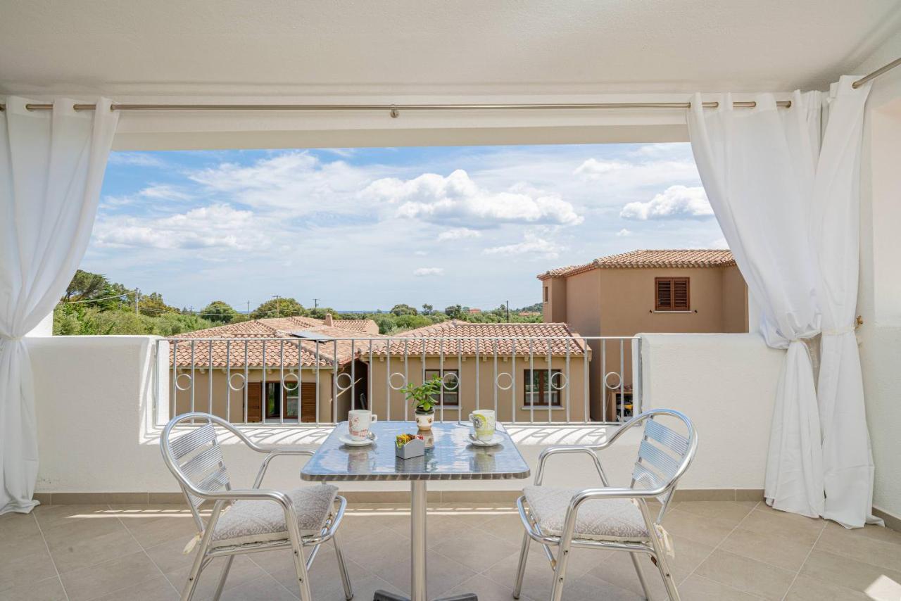 Residenza L'Alzoni Hotel San Teodoro  Ngoại thất bức ảnh