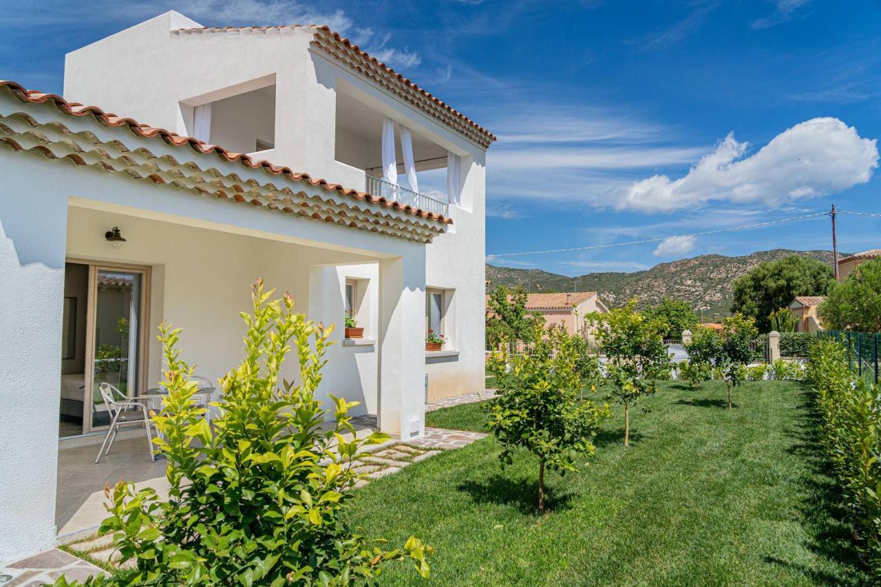 Residenza L'Alzoni Hotel San Teodoro  Ngoại thất bức ảnh