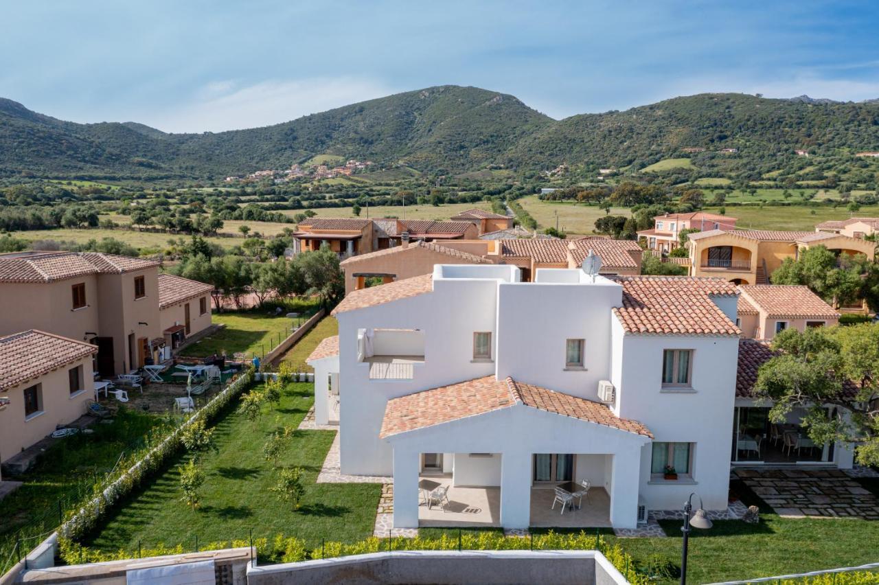Residenza L'Alzoni Hotel San Teodoro  Ngoại thất bức ảnh