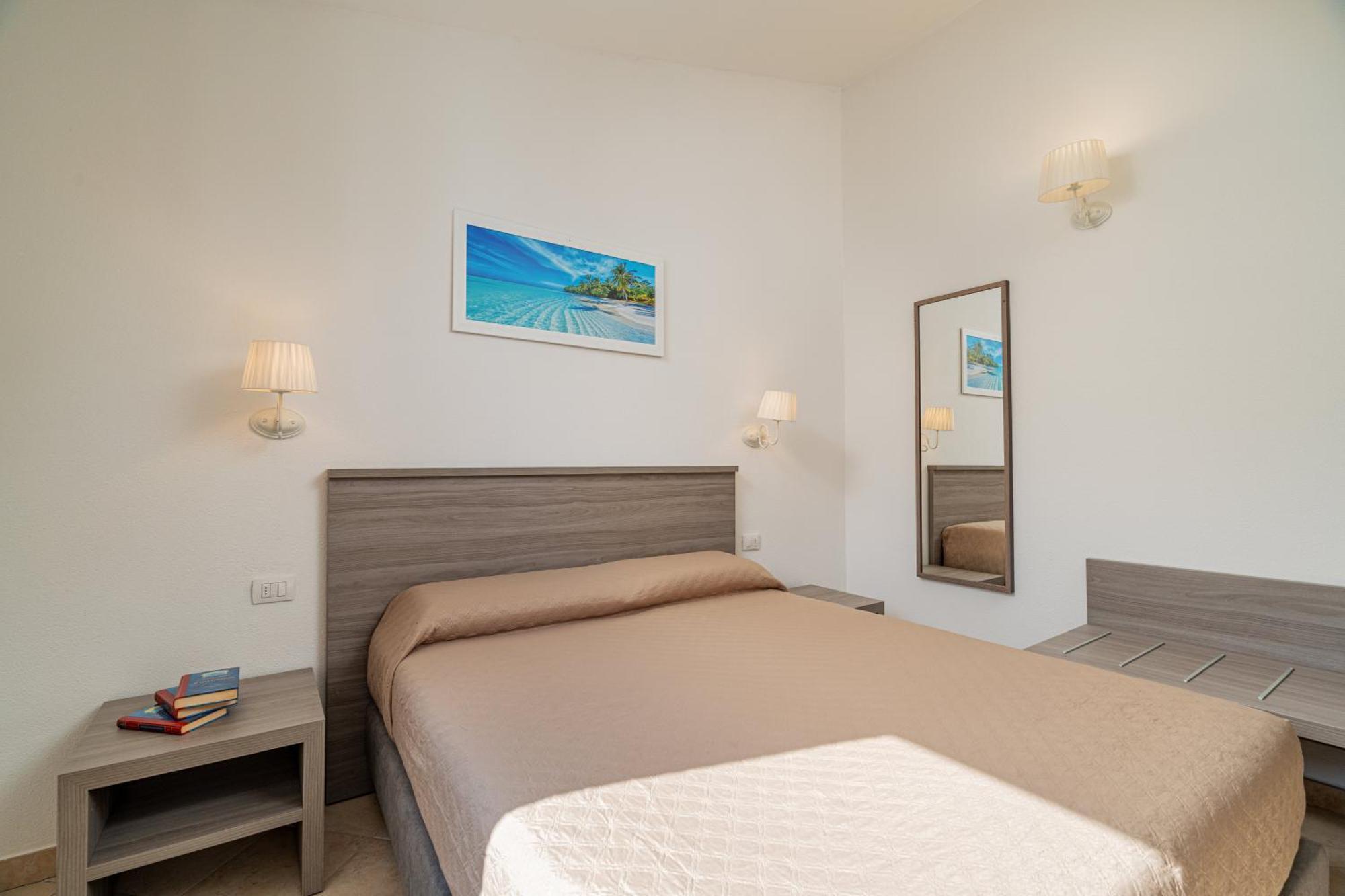 Residenza L'Alzoni Hotel San Teodoro  Ngoại thất bức ảnh