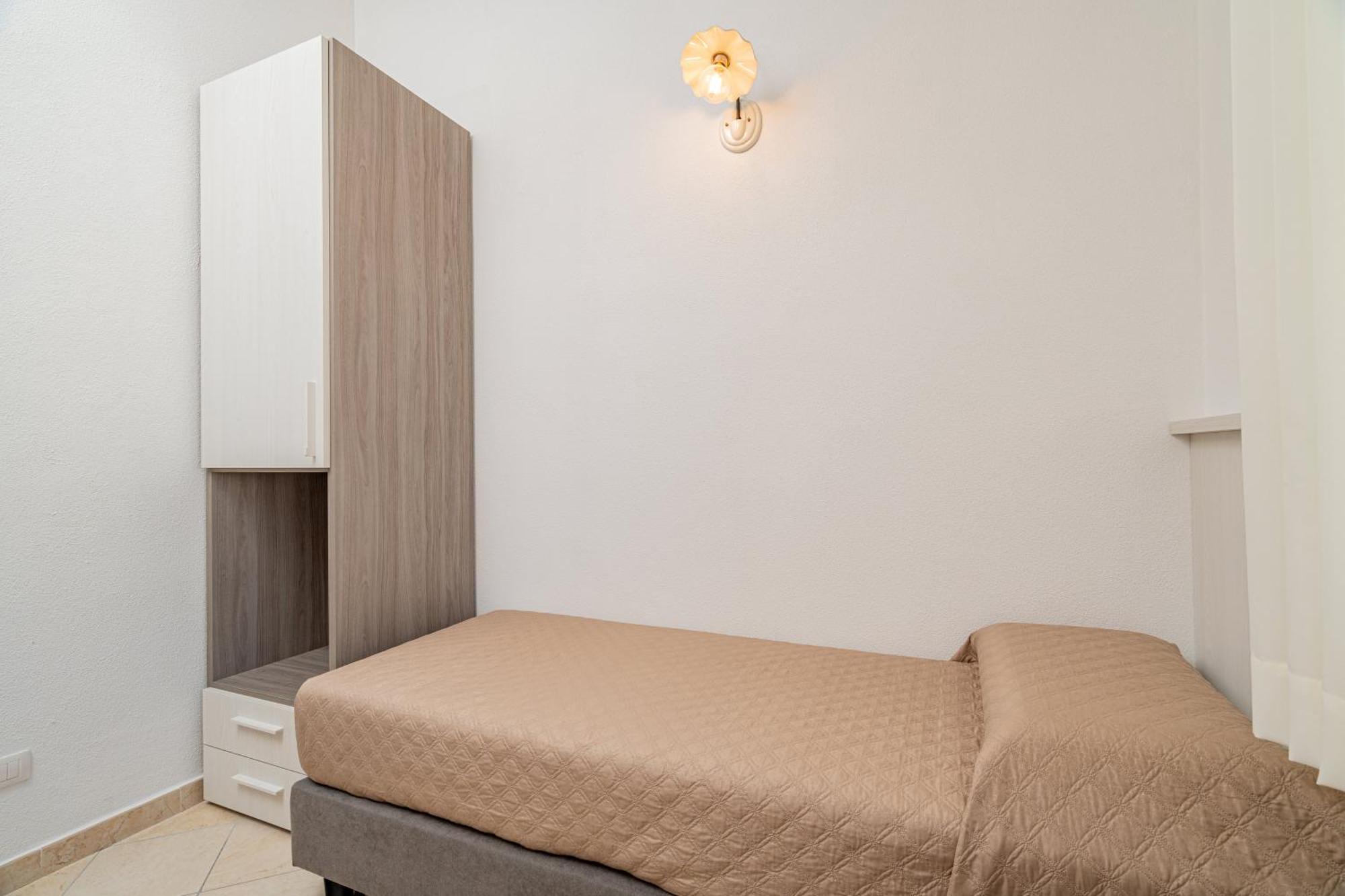 Residenza L'Alzoni Hotel San Teodoro  Ngoại thất bức ảnh