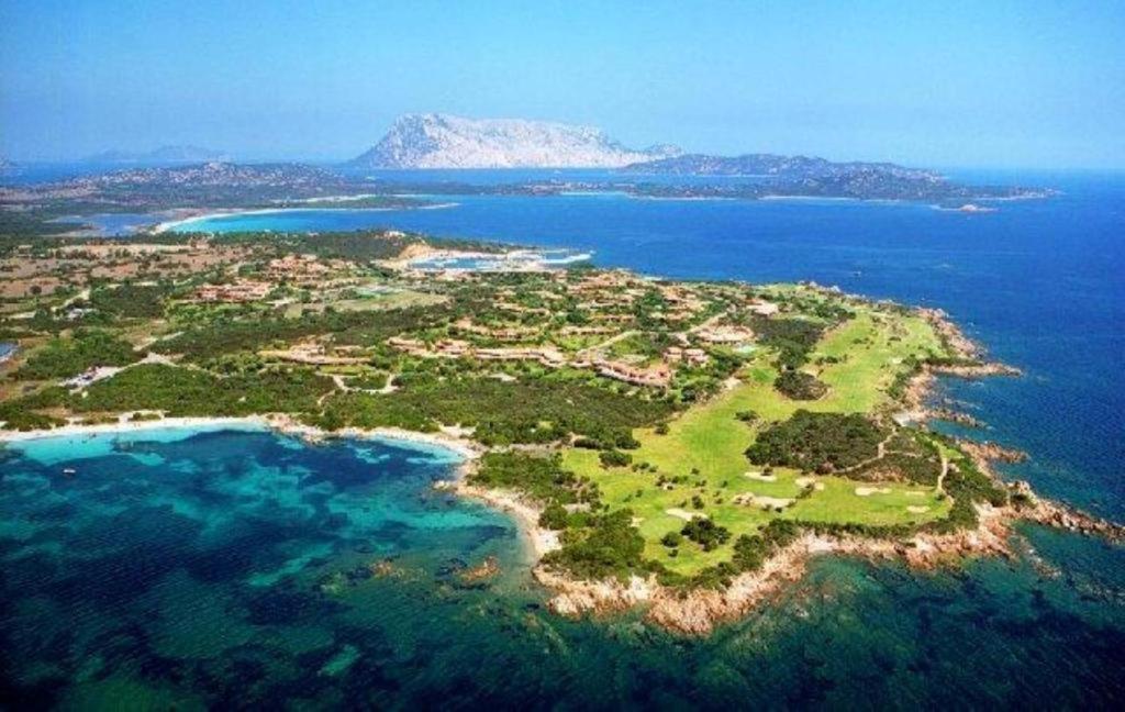 Residenza L'Alzoni Hotel San Teodoro  Ngoại thất bức ảnh